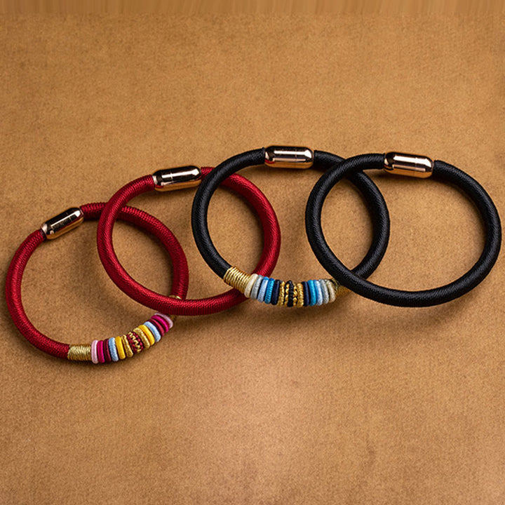 Magnetische Armbänder aus Stoff mit bunten Perlen Schmuck Kollektion
