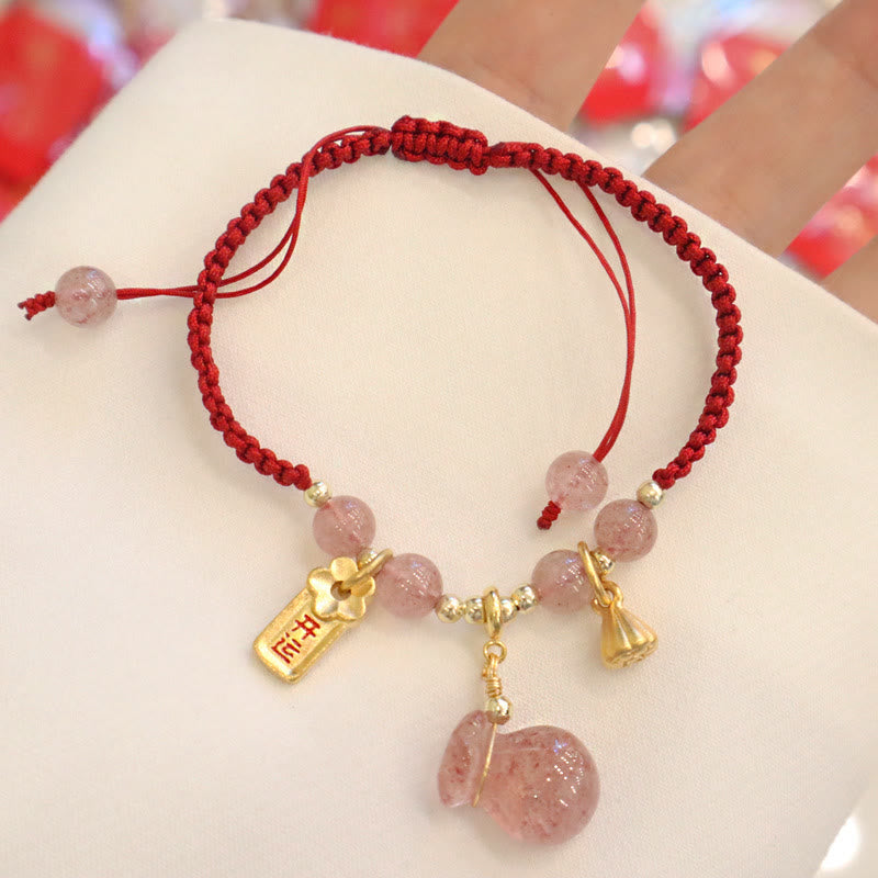 Armband Erdbeerquarz Lotus – Heilung rotes Seidenband Naturstein elegant