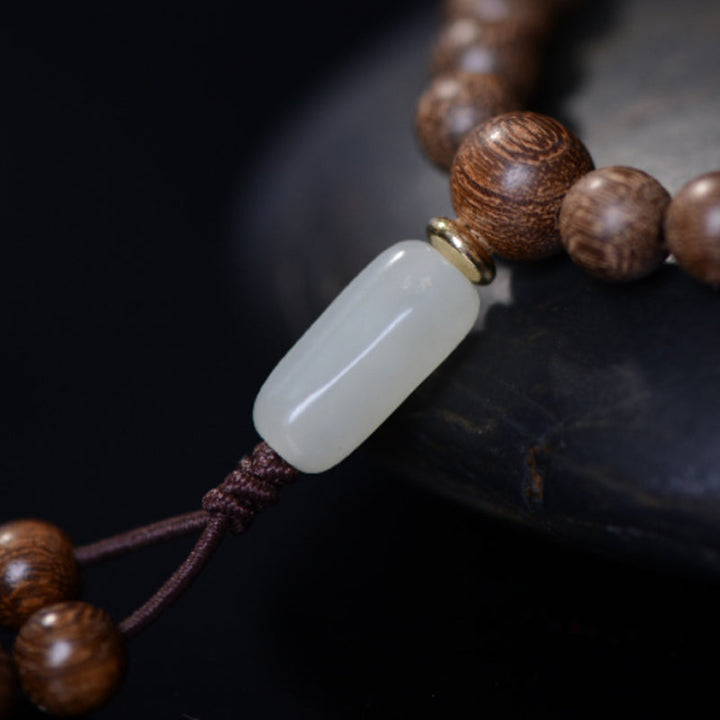 Mala 108 Perlen Rosenholz Jade Armband mit weißem Anhänger elegant