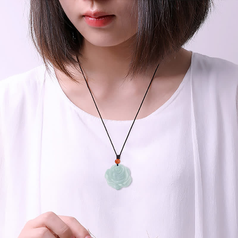 Anhänger Kette Jade Lotus Wohlstand grün