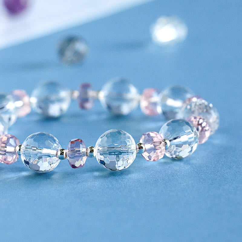 Armband Weißer Kristall Stern – Schutz mit facettierten Perlen elegant.