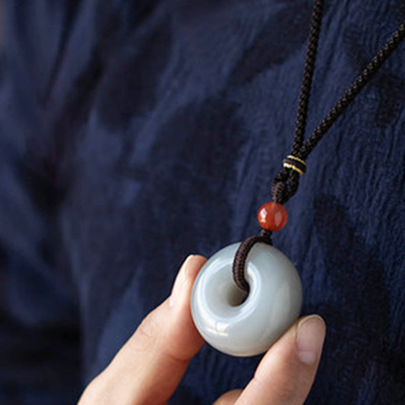 Jade Anhänger Kette Donut Naturstein Gelassenheit
