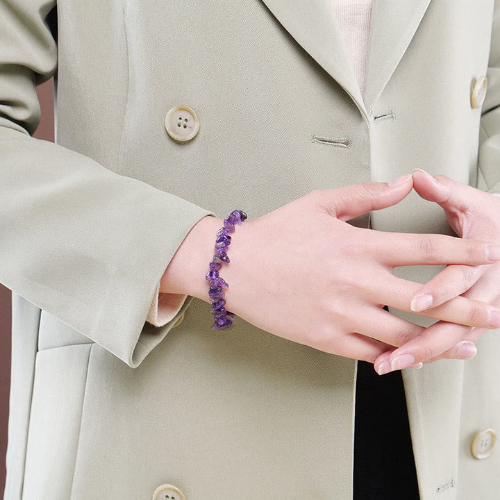 Violettes Kristall Armband Wärme elastisch am Handgelenk getragen elegant