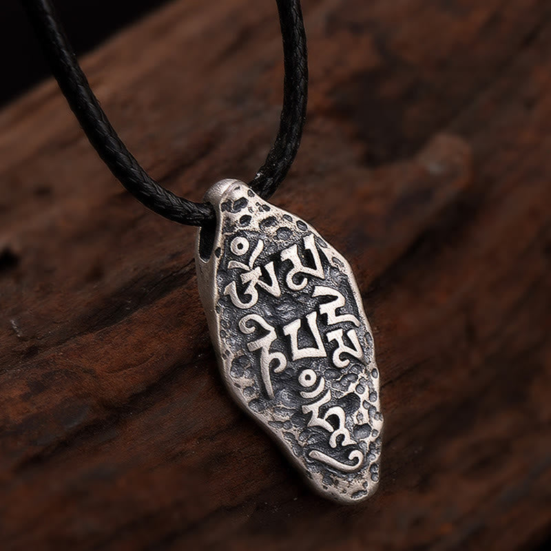 Kette Vajra – Segen – Bild 8 – Silberne Vajra Kette mit spirituellem Design – Segen Anhänger