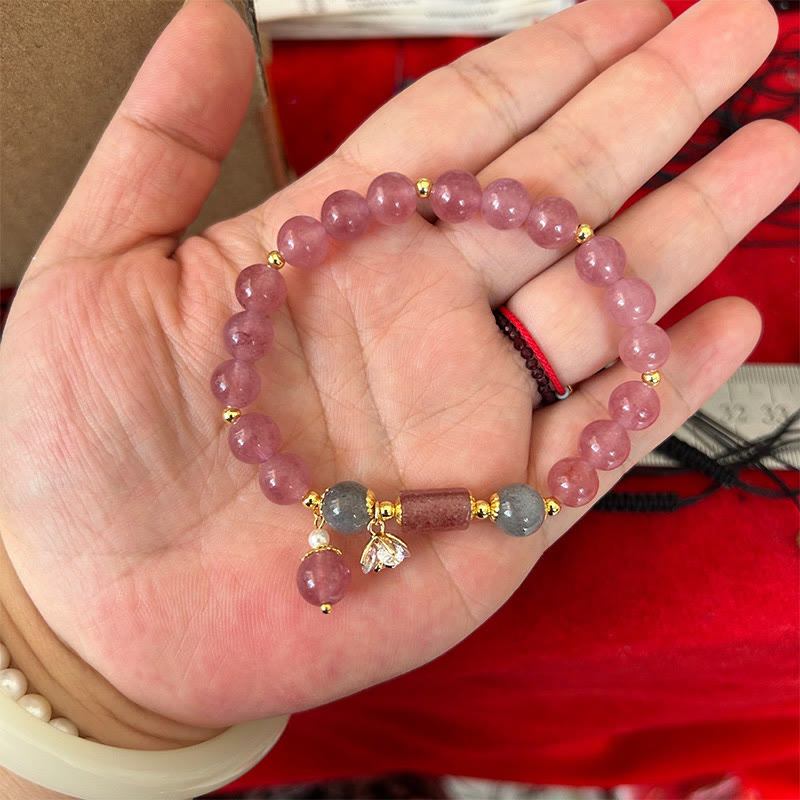 Armband Erdbeerquarz – Segen rosé Naturstein elastisch getragen