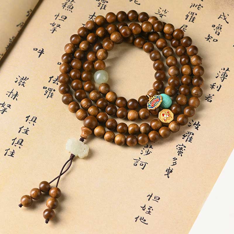 Mala Rosenholz Armband mit Jade Anhänger auf chinesischem Text