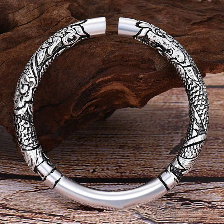 Silbernes Drachen Armband mit detaillierter Gravur Schutz Glück Energie