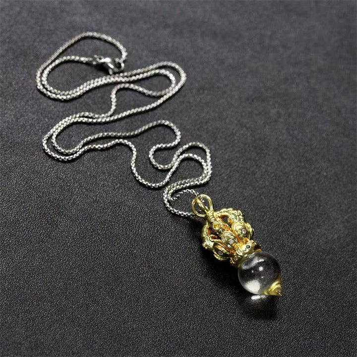 Kette Liuli-Kristall Vajra Lotus Tibet Stärke goldener Anhänger