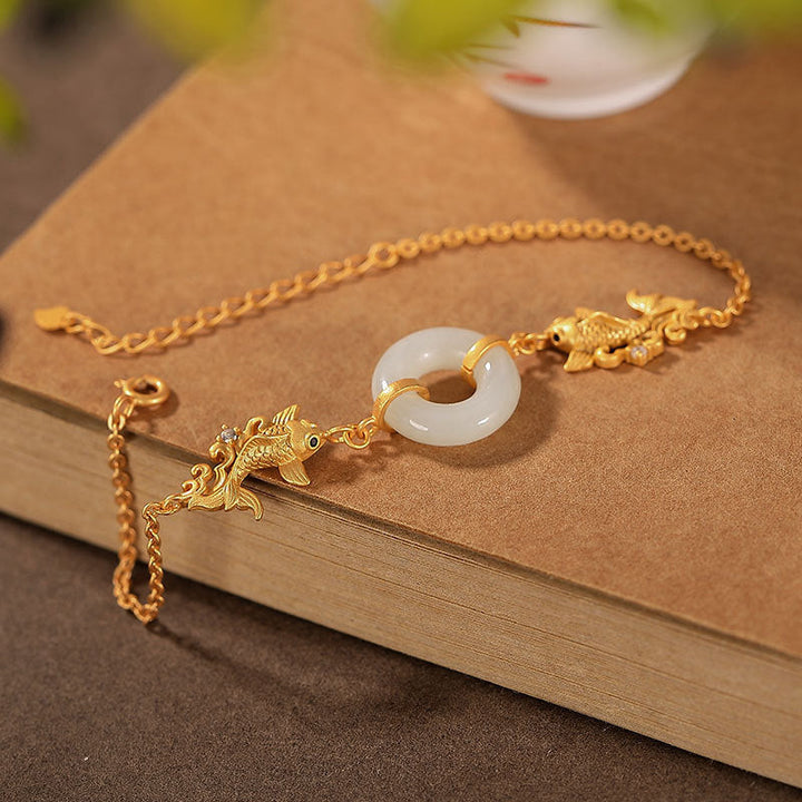Armband Weiße Jade Koi Fisch Gold verarbeitet elegantes Design Wohlstand