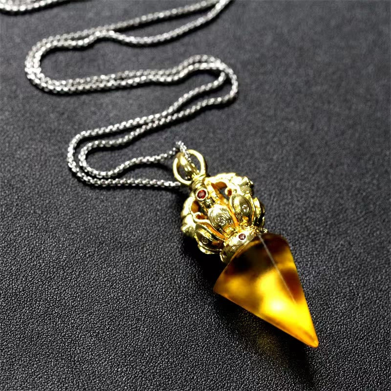 Kette Liuli-Kristall Vajra Lotus Tibet Stärke goldener Anhänger
