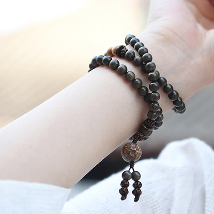 Mala Sandelholz – Schutz Armband am Handgelenk schwarze Perlen Naturstein elastisch
