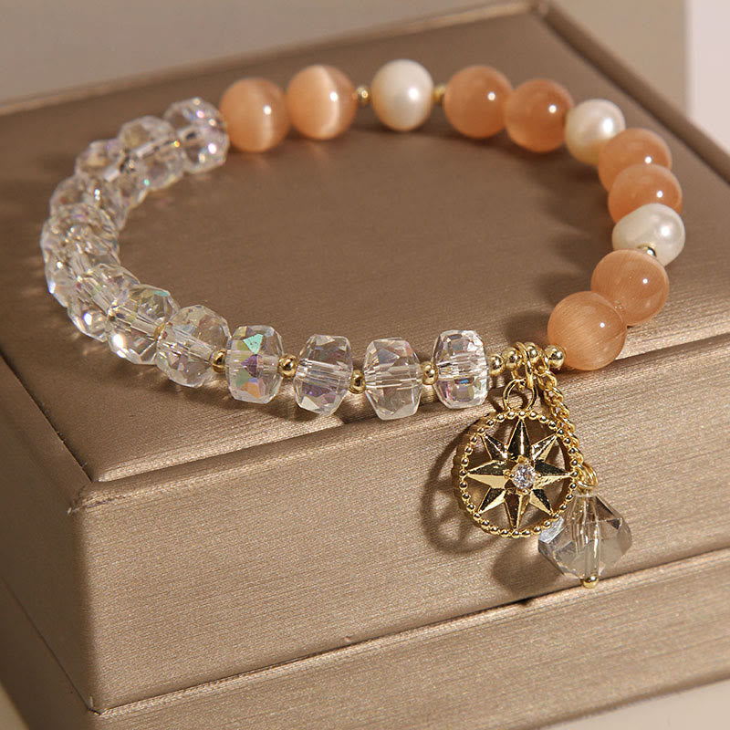 Armband Weißer Kristall Stern mit Perlmutt und Kristallperlen elegant.