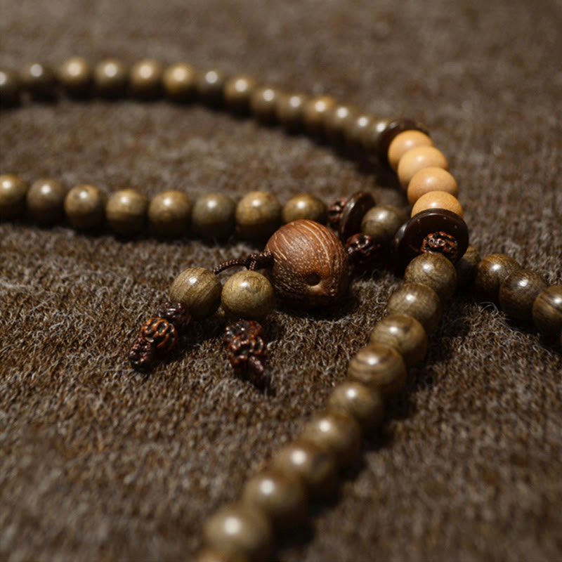 Mala Sandelholz – Schutz Armband mit Perlen und Kupferelementen.