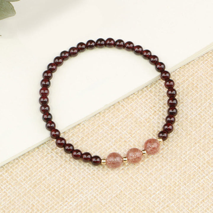 Armband Erdbeerquarz Granat – Ruhe elegantes Perlenarmband braun rosa