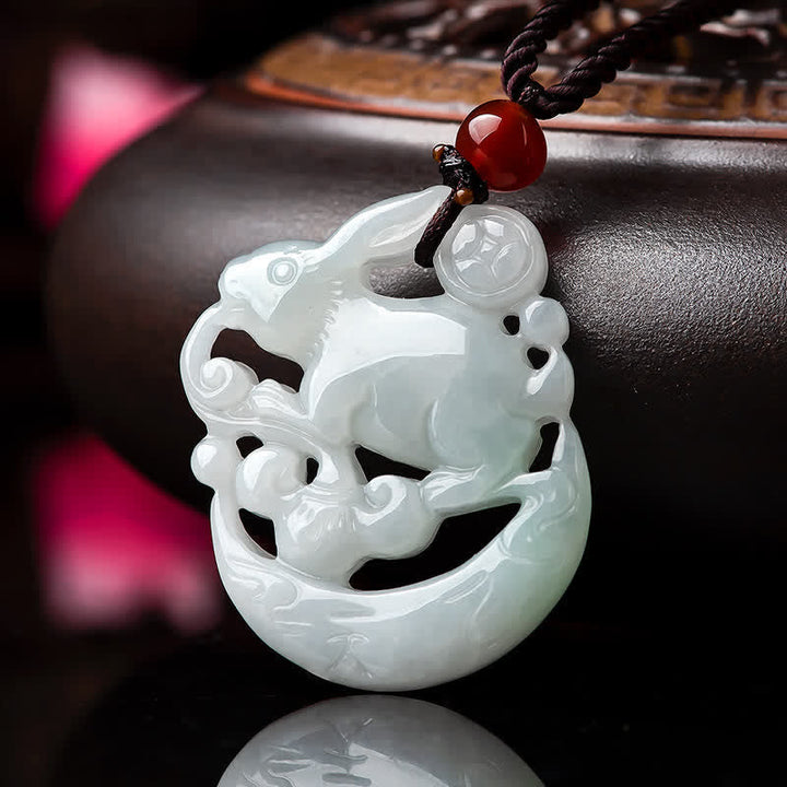 Kette Jade Mondsichel Heilstein – Schutz – Echter Naturstein – Weiße Jade Kette Mondsichel Anhänger Heilstein Schutzamulett Naturstein