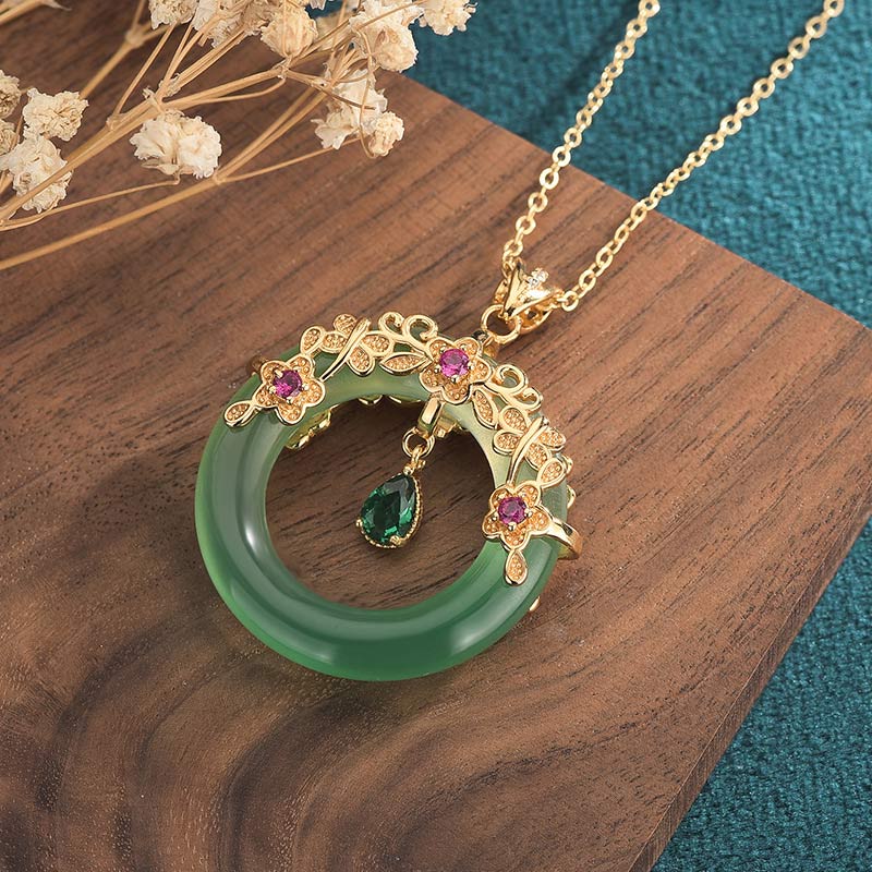 Kette Jade grüner Anhänger Lotus Blüte Edelstein Halskette Harmonie