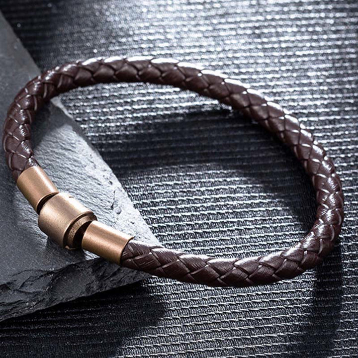 Braunes geflochtenes Leder Armband Vintage mit Kupferverschluss Glück