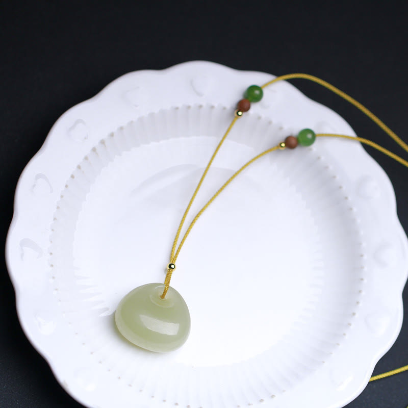 Kette Jade Anhänger Grün Wohlstand Natur