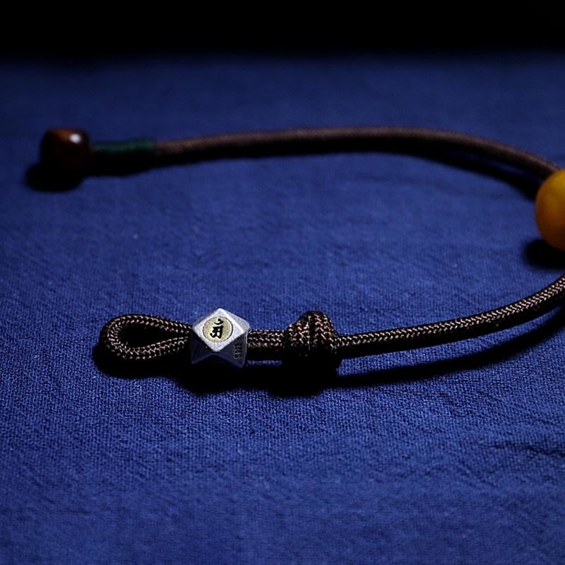 Armband 925 Silber Chinesisches Tierkreis schwarze Kordel Handgelenk getragen