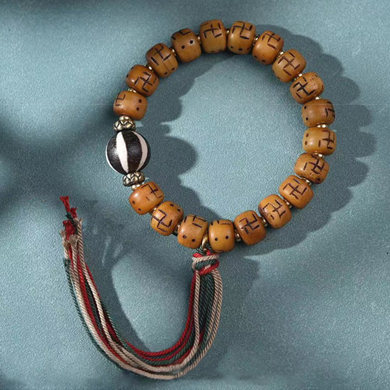 Armband Kamelknochen mit silbernen Perlen und Quaste Schutz