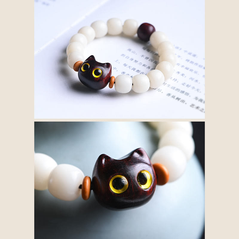 Armband Sandelholz Bodhi Katze – Glück mit weißen Perlen elastisch