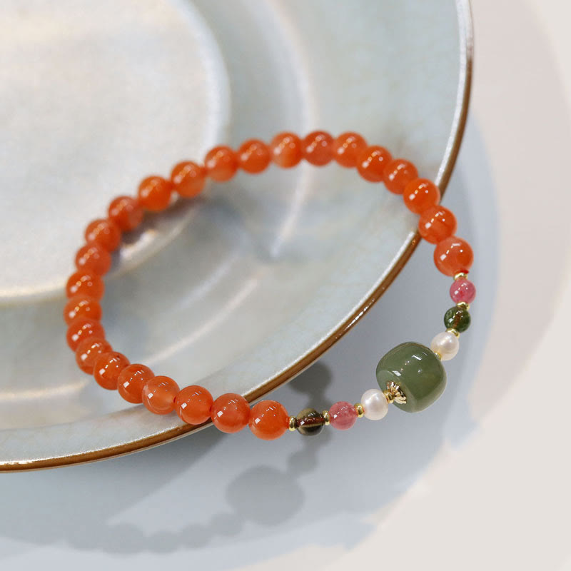 Armband Roter Achat Jade – Ruhe elastisch Naturstein elegant getragen