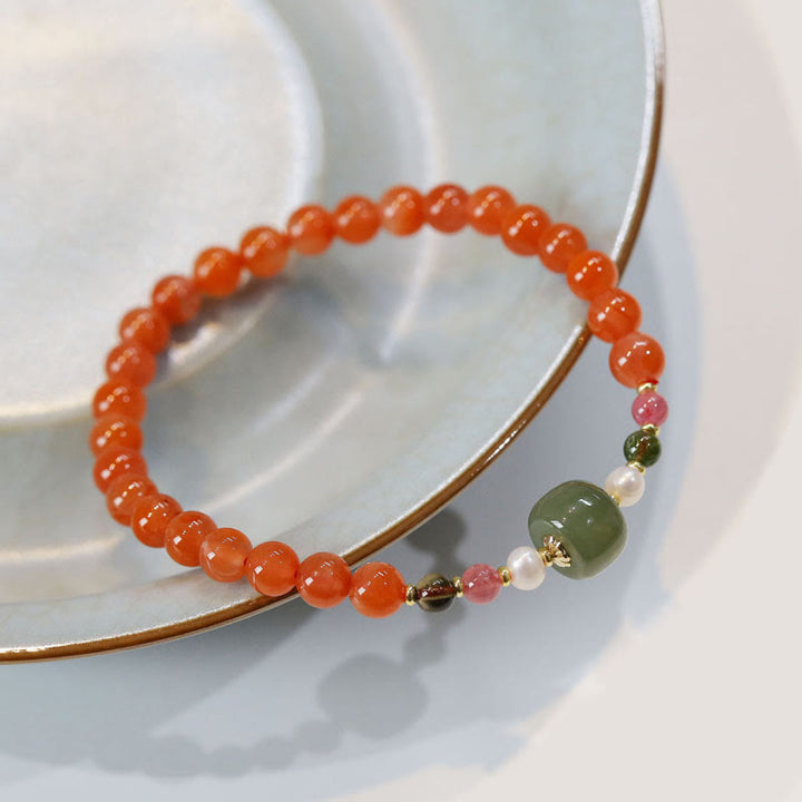 Armband Roter Achat Jade – Ruhe elastisch Naturstein elegant getragen