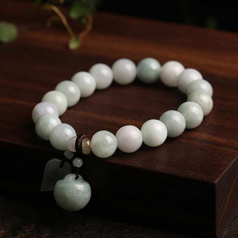Jade Pixiu Armband mit weißen Perlen und Anhänger elegant