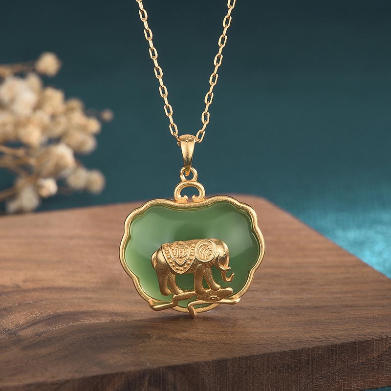 Anhänger Kette Jade Elefant Natur Heilung Gold