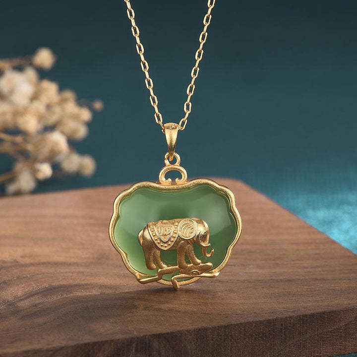 Anhänger Kette Jade Elefant Natur Heilung Gold