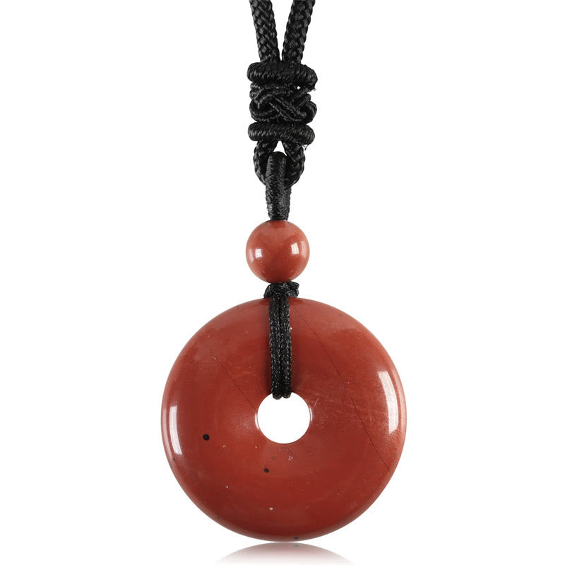 Rote Jade Donut Kette mit schwarzem Seil Naturstein Anhänger