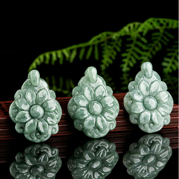 Jade anhänger blüte grün mehrere