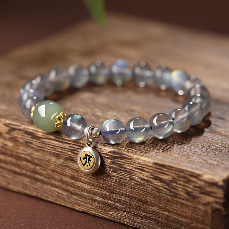 Mondstein Armband 925 Silber mit chinesischem Tierkreis Charm elegant.