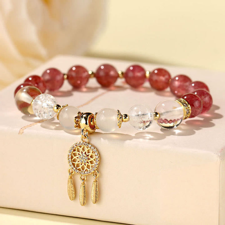 Armband Erdbeerquarz Amethyst mit Traumfänger Anhänger elegantes Design