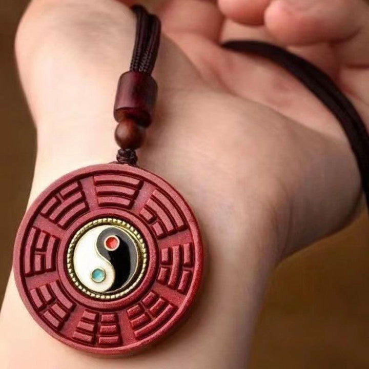 Kette Zinnober Yin Yang Bagua drehbar