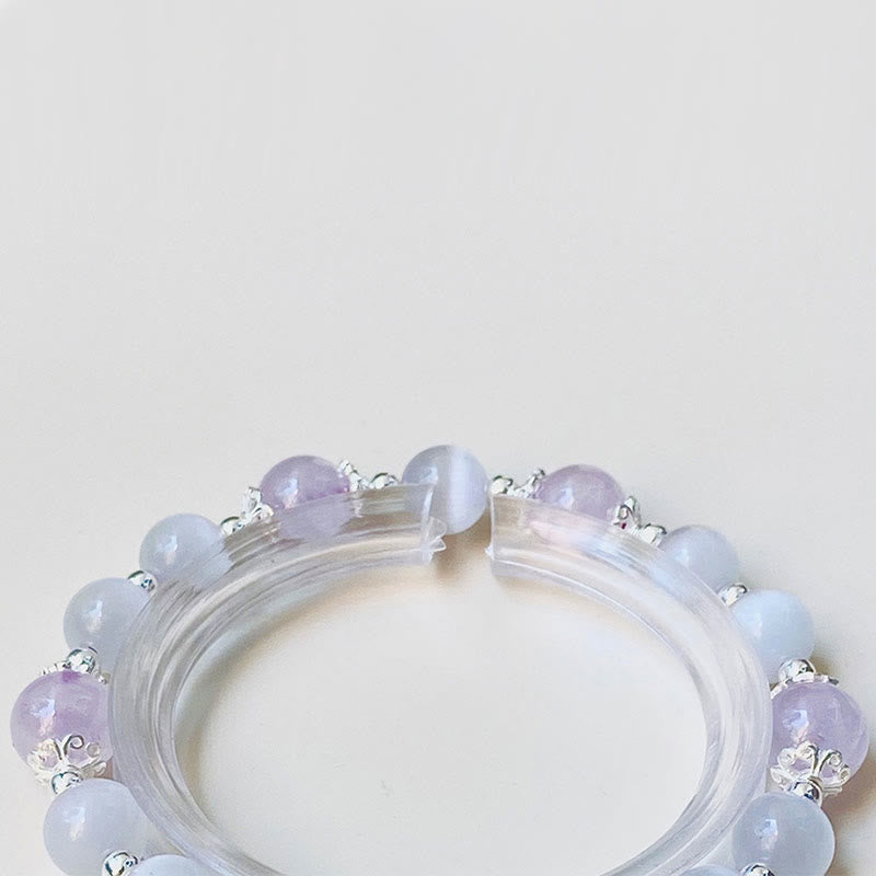 Amethyst Armband 925 Silber mit Natursteinen elegant dargestellt