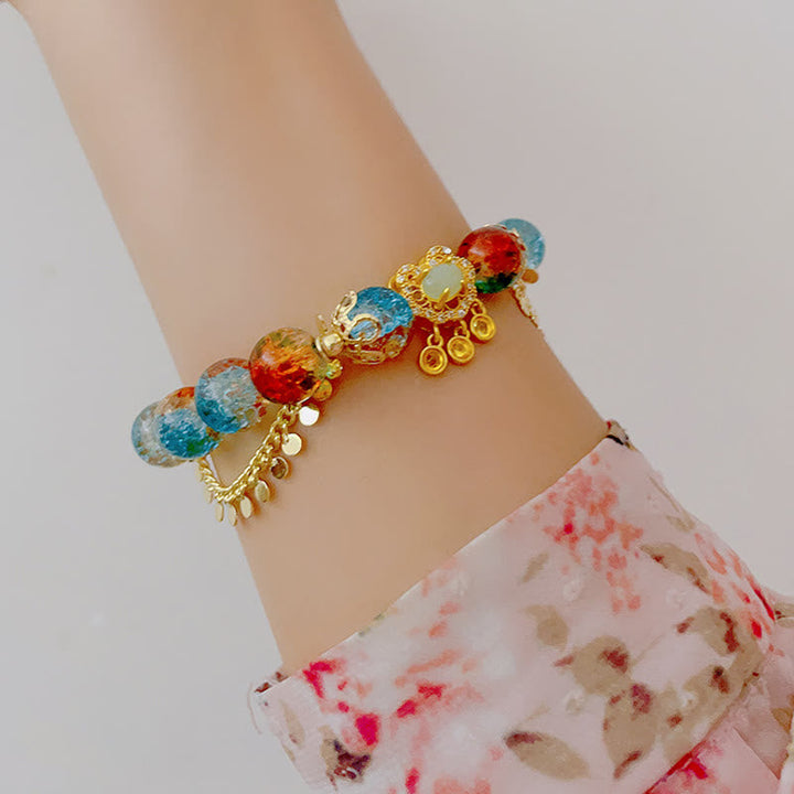 Buntes Liuli Glas Perlen Armband Chinesisch Glück am Handgelenk getragen