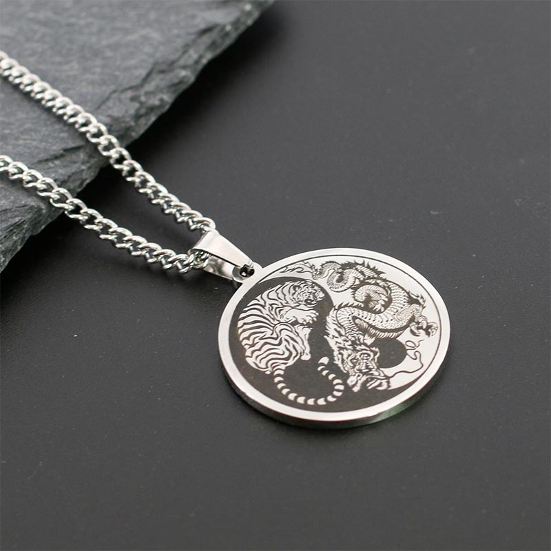 Kette Titan Tiger Drachen Anhänger Harmonie Kraft silber glänzend