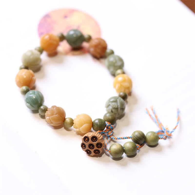 Armband Sandelholz Bodhi Lotus – Harmonie mit grünen Perlen elastisch