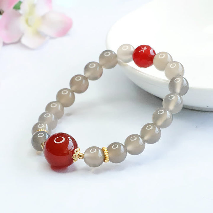 Armband Roter Achat – Harmonie mit Graustein Perlen elegant gestylt