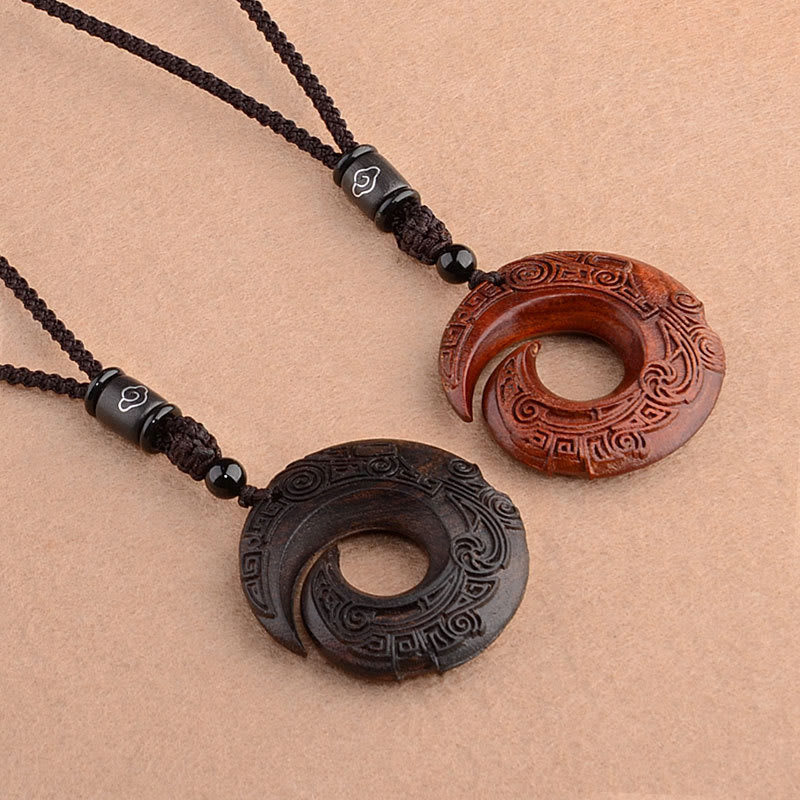 Kette Rosenholz Schnecke Anhänger Glück Schutz traditionelles Design