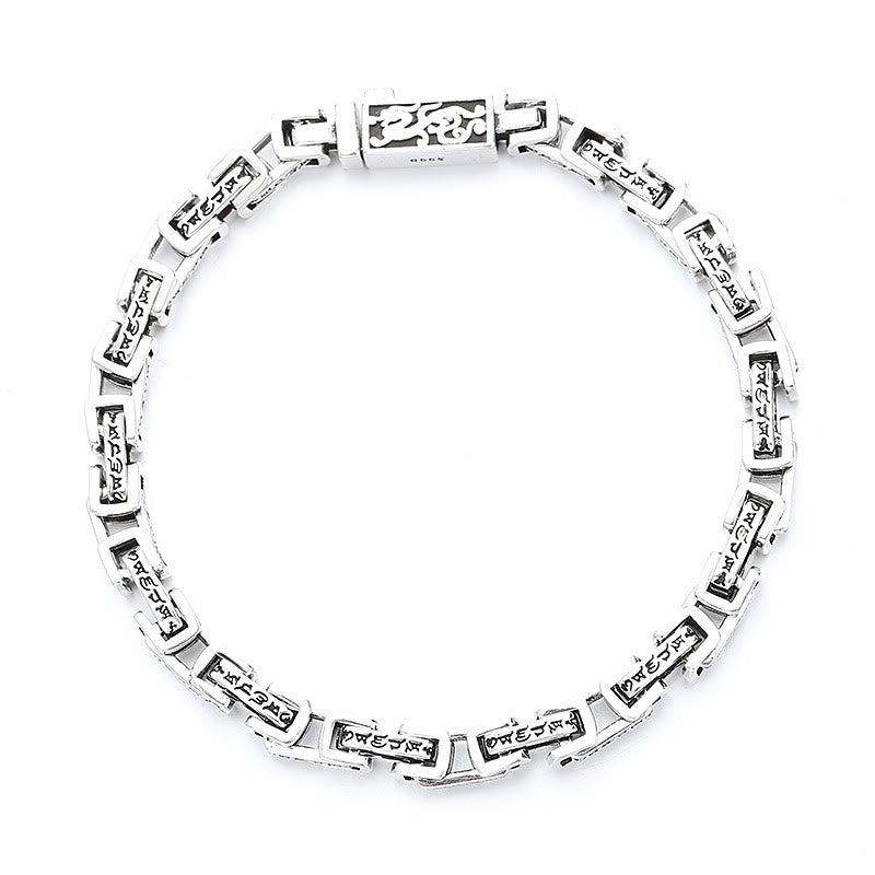 Silbernes Om Mani Padme Hum Armband mit strukturierten Elementen Flachaufnahme