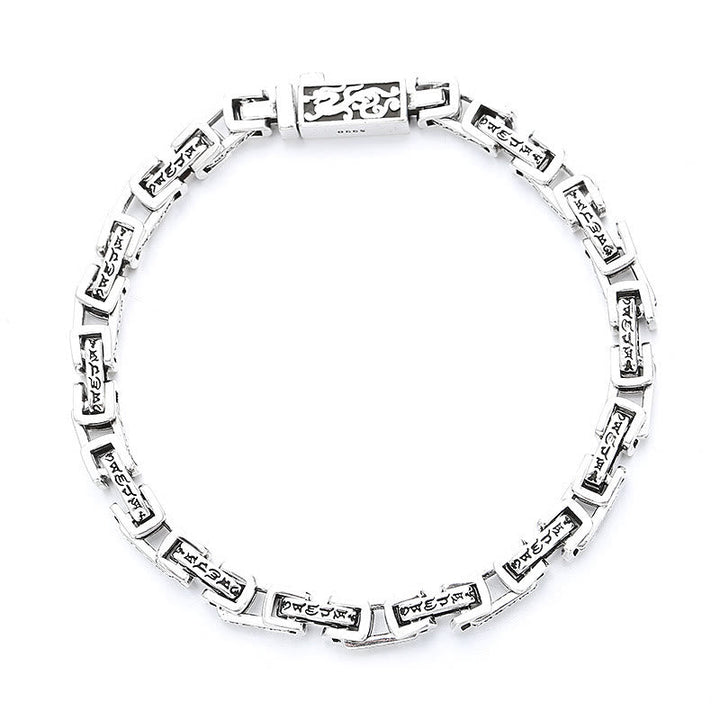 Silbernes Om Mani Padme Hum Armband mit strukturierten Elementen Flachaufnahme