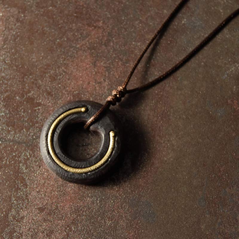 Ebenholz Zen Kreis – Gelassenheit & Frieden – Bild 2 – Ebenholz Zen Kreis Anhänger schwarze Kordel Gelassenheit Frieden Naturstein