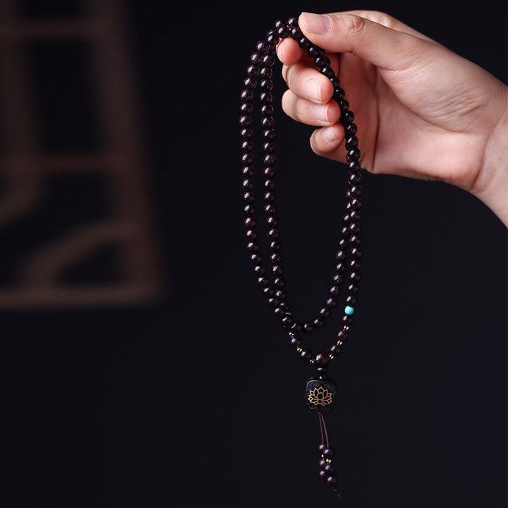 Mala 108 Perlen Rotes Sandelholz "Lotus Balance"