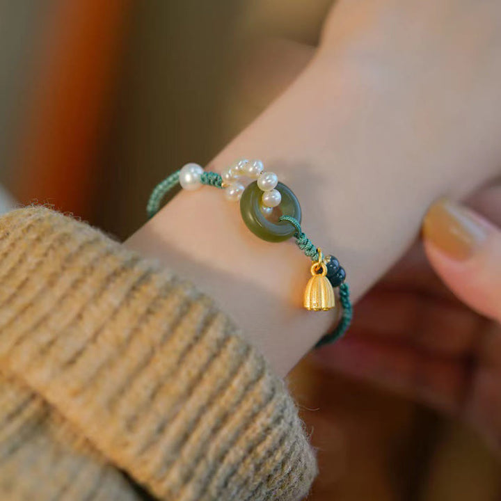 Armband Perle Jade – Glück & Frieden Energie grüne Schnur elegant getragen
