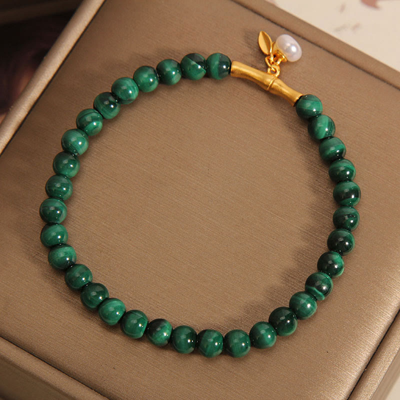 Malachit Perlen Armband mit goldenem Bambus Charm und Perle elegante Natursteinkette