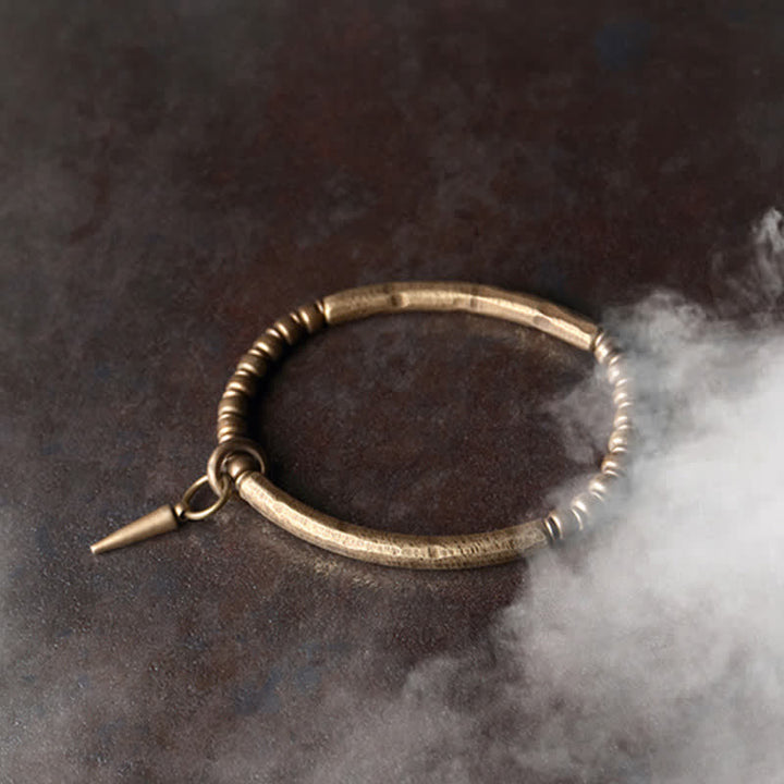 Kupfer Armband am Handgelenk getragen elegantes Accessoire Naturstein Balance