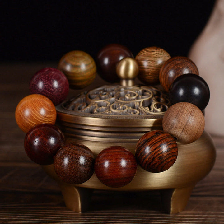 Armband Sandelholz – Schutz & Heilung mit bunten Holzperlen Schmuckstück