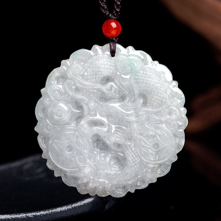 Jade Drachen Anhänger Kette weiß geschnitzt traditionelles Design Schutz